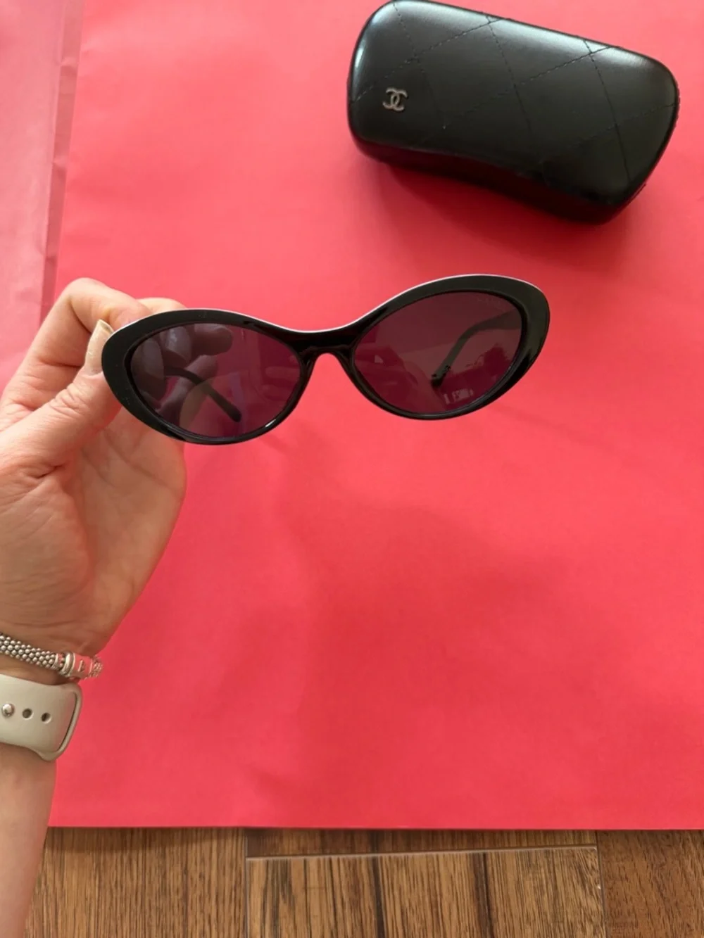Black Sunglasses - Picture 11 of 16